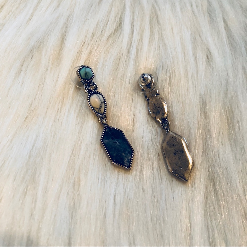 Statement earrings - Picture 5 of 6